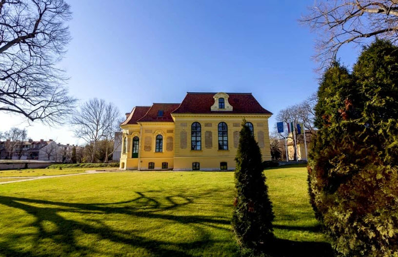 Malonyay kastély, Hungary